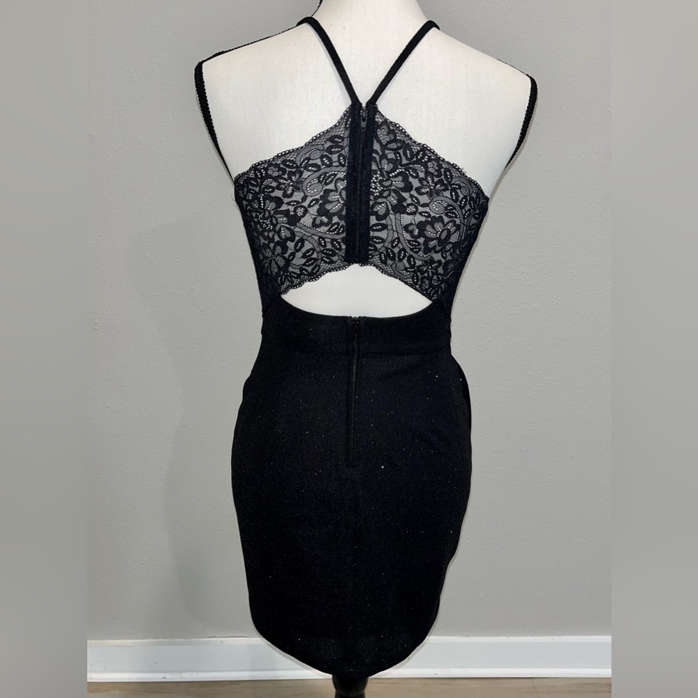 Black glittery party mini dress open back with lace - Picture 3 of 4
